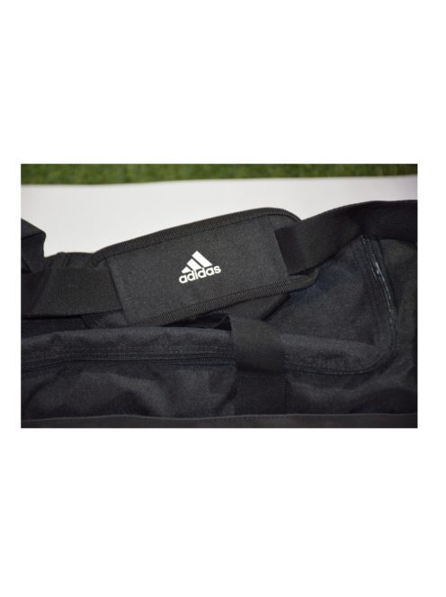 ADIDAS TÁSKA